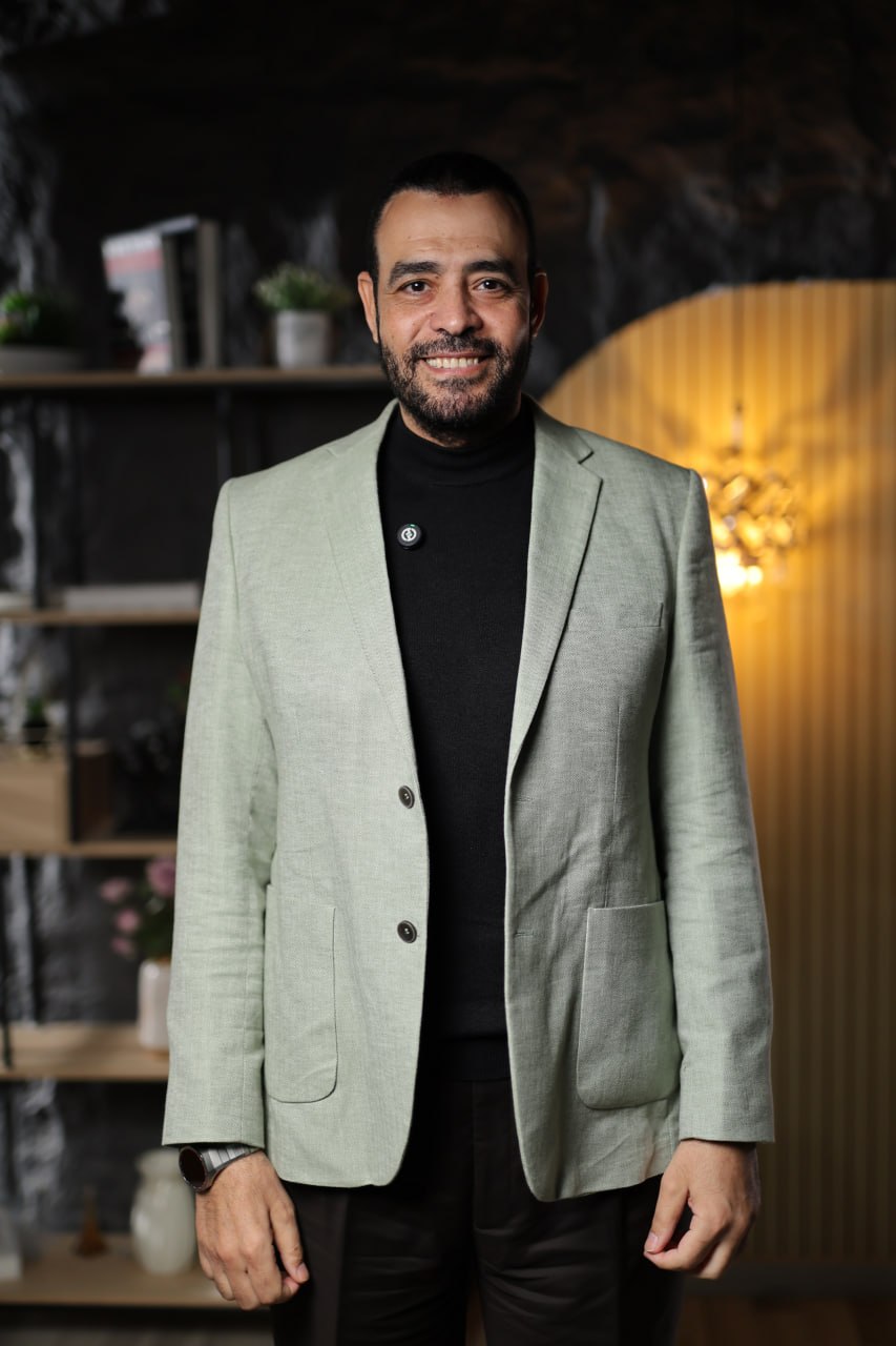 Dr. Farid Shawki Profile